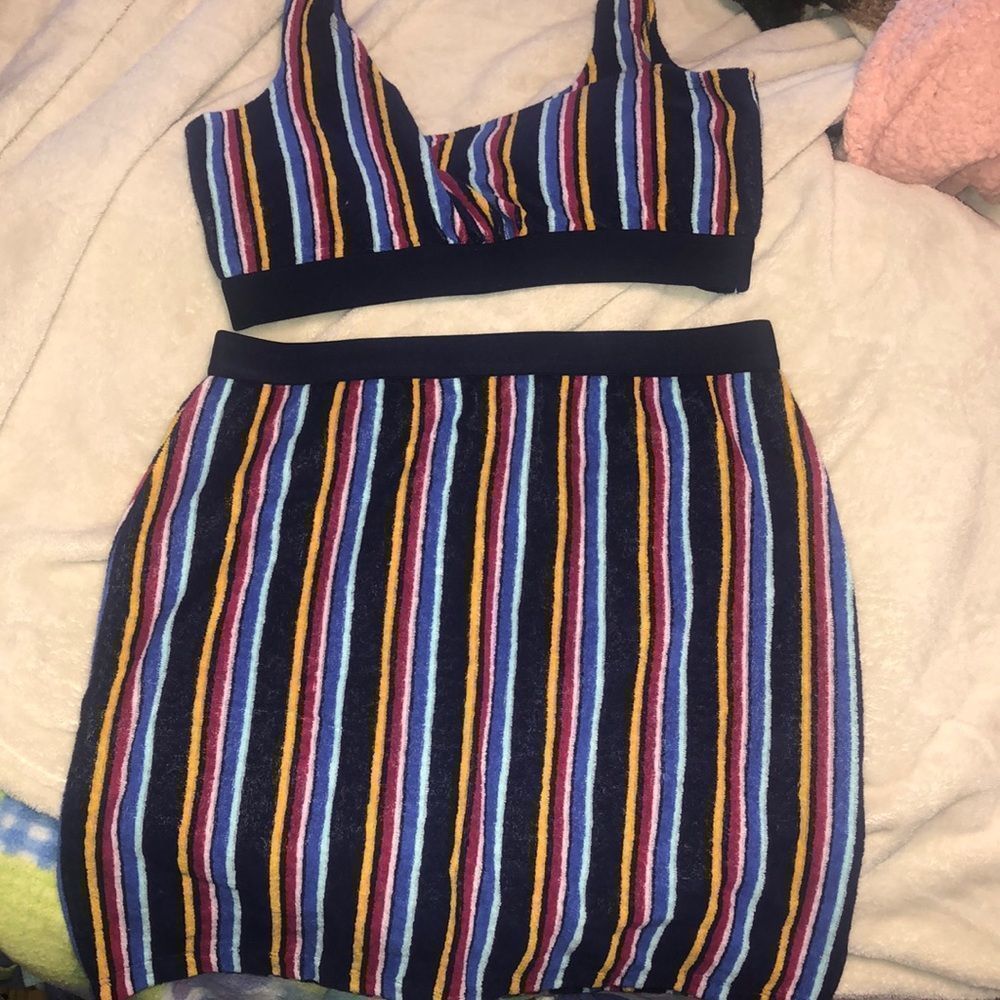 TWO piece set🧶🧵 exactly as pictured!
